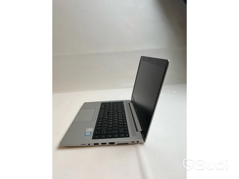 Dator HP EliteBook 840 G5. OBS! Inget OS och defekt skärm.