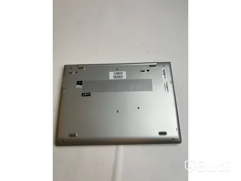 Dator HP EliteBook 840 G5. OBS! Inget OS och defekt skärm.