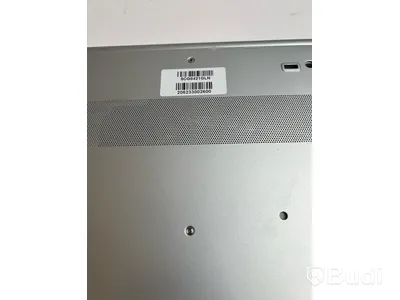 Dator HP EliteBook 840 G5. OBS! Inget OS och defekt skärm.