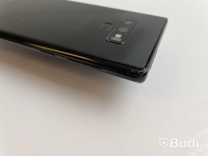 Mobil Samsung Galaxy Note 9. OBS! Sprucken skärm.
