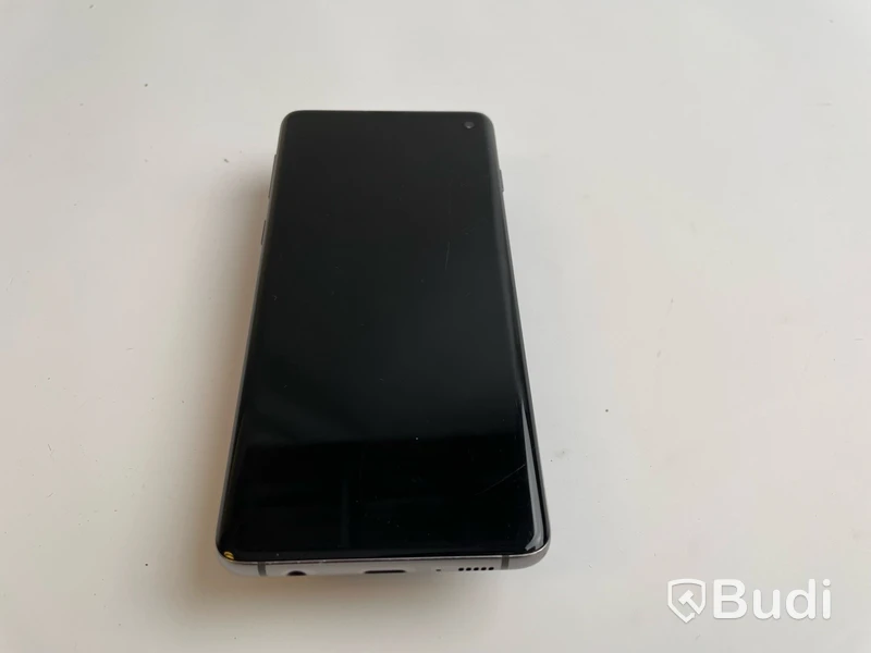 Mobil Samsung Galaxy S10. OBS! Skrapad skärm.