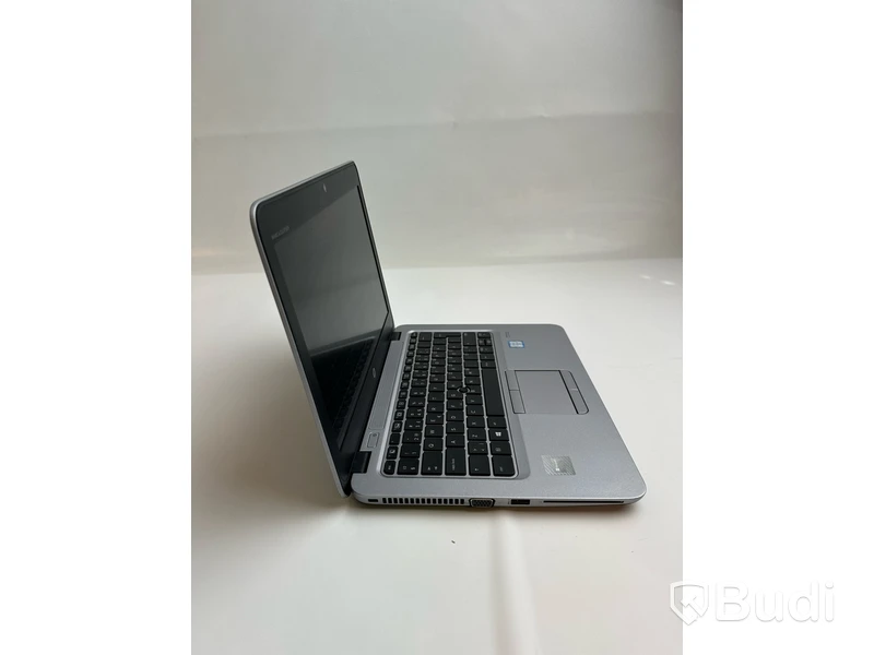 Dator HP EliteBook 820 G3. OBS! Låst BIOS och repor på chassit.