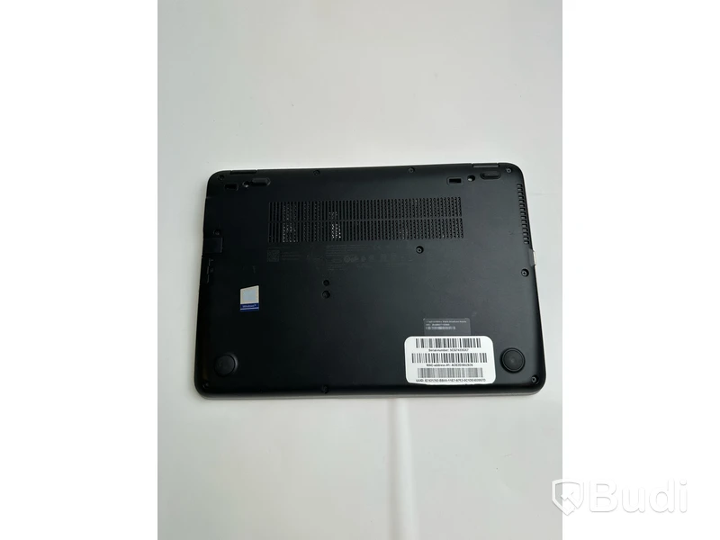 Dator HP EliteBook 820 G3. OBS! Låst BIOS och repor på chassit.
