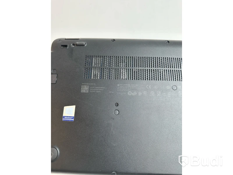Dator HP EliteBook 820 G3. OBS! Låst BIOS och repor på chassit.