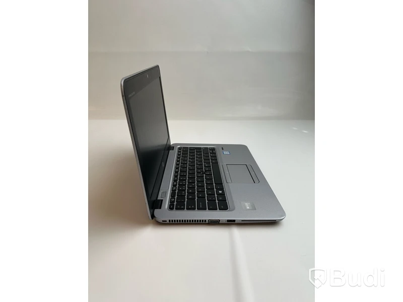 Dator HP EliteBook 820 G3. OBS! Låst BIOS och repor på chassit.