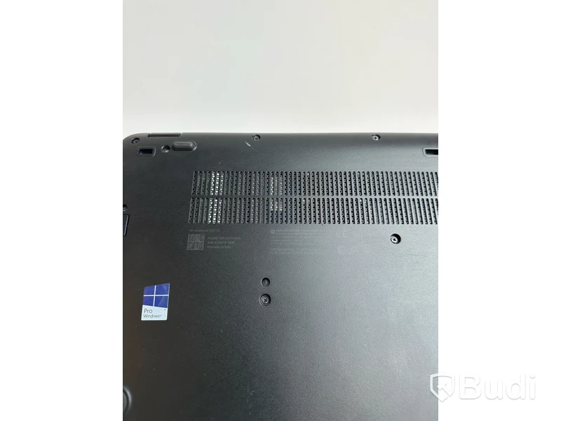 Dator HP EliteBook 820 G3. OBS! Låst BIOS och repor på chassit.