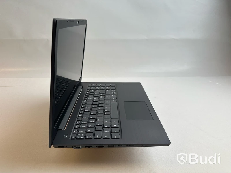 Dator Lenovo V330 - 15IKB. Obs! Inget OS.