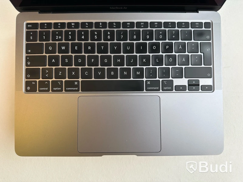 Dator Apple MacBook Air 13 tum (2020).
