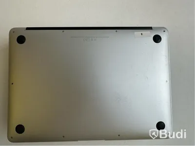 Dator Apple MacBook Air 13 tum (2015). OBS! Defekt skärm.