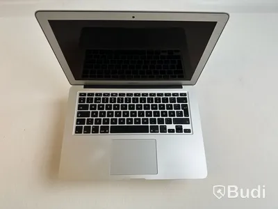 Dator Apple MacBook Air 13 tum (2015). OBS! Defekt skärm.
