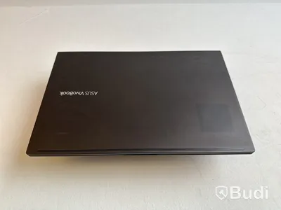 Dator Asus VivoBook M413I, inkl. laddare.