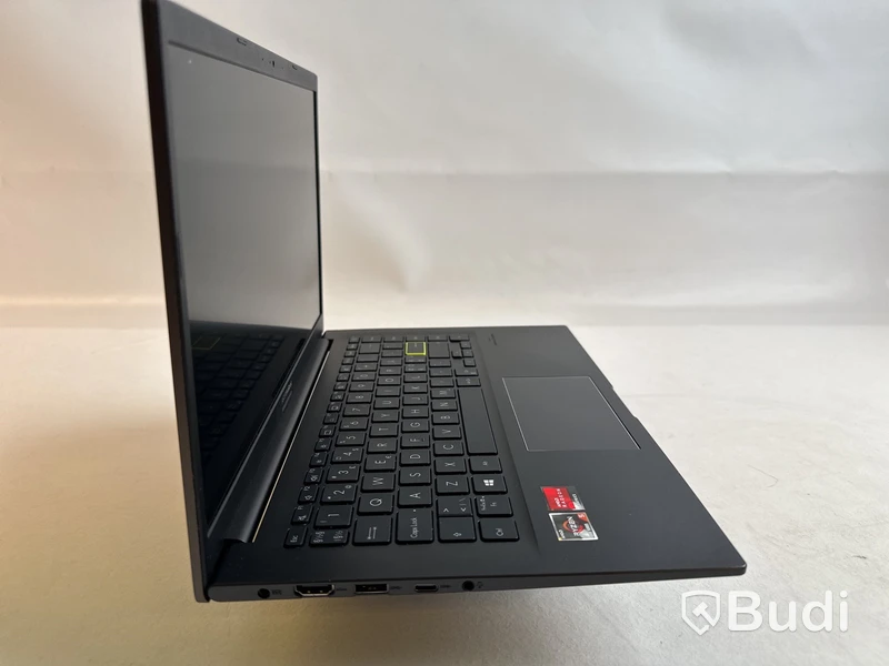 Dator Asus VivoBook M413I, inkl. laddare.