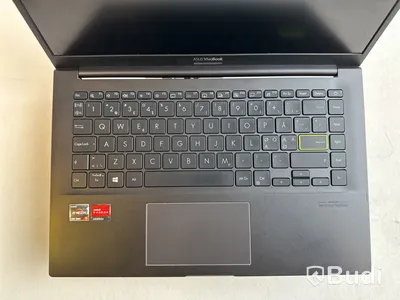 Dator Asus VivoBook M413I, inkl. laddare.