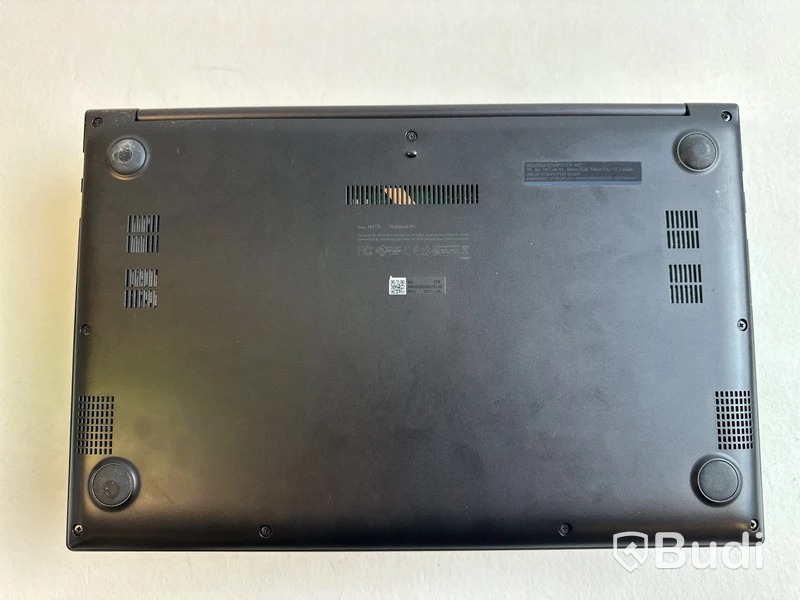 Dator Asus VivoBook M413I. OBS! Inget OS.