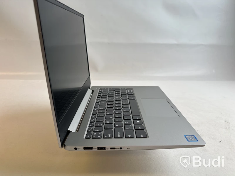 Dator Lenovo IdeaPad 330S-14IKB. OBS! Inget OS.