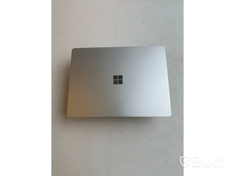 Dator Microsoft Surface Go.