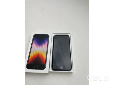 Mobil Apple iPhone SE. OBS! Skador på framsidan och repor på baksidan.