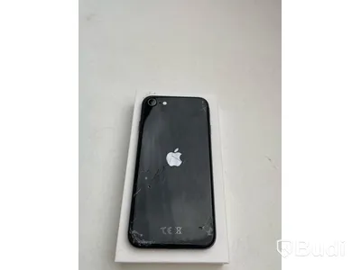 Mobil Apple iPhone SE. OBS! Skador på baksidan.