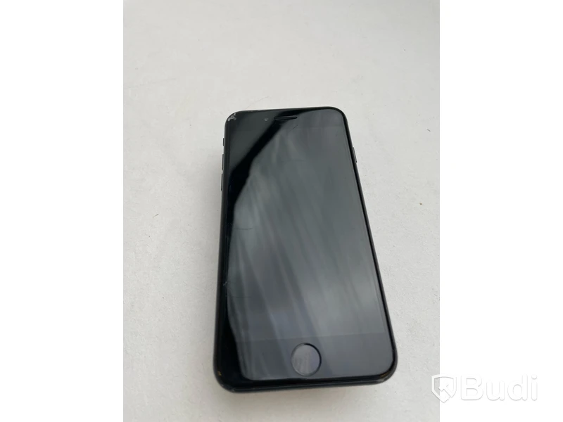 Mobil Apple iPhone SE. OBS! Skador på baksidan.
