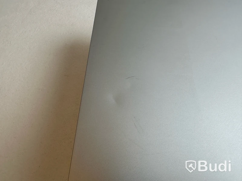 Dator Microsoft Surface Laptop. - batterifel