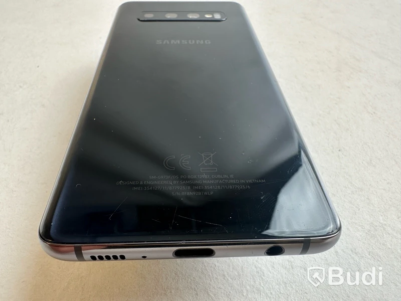 Mobil Samsung Galaxy S10 128GB. OBS! Skrapad baksida.