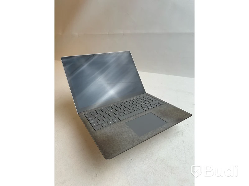 Dator Microsoft Surface Laptop.