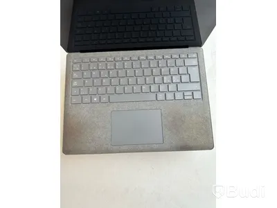 Dator Microsoft Surface Laptop.