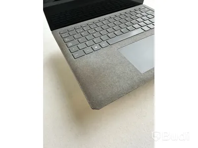 Dator Microsoft Surface Laptop.