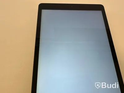 Surfplatta Apple iPad 8th gen 32GB. OBS! Defekt skärm.