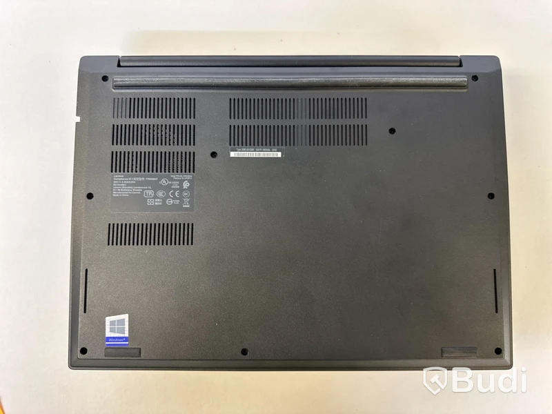 Dator Lenovo ThinkPad E495. OBS! Ingen OS.