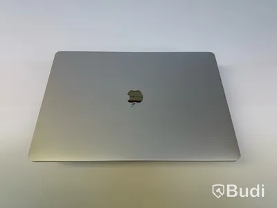 Dator Apple MacBook Pro 16 tum (2019. OBS! Defekt skärm.