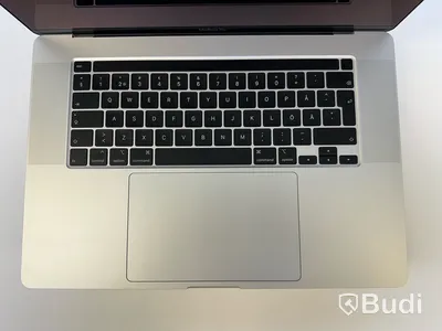 Dator Apple MacBook Pro 16 tum (2019. OBS! Defekt skärm.