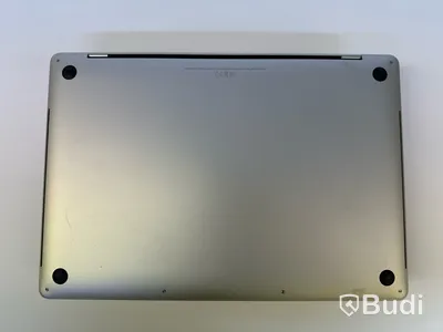 Dator Apple MacBook Pro 16 tum (2019. OBS! Defekt skärm.