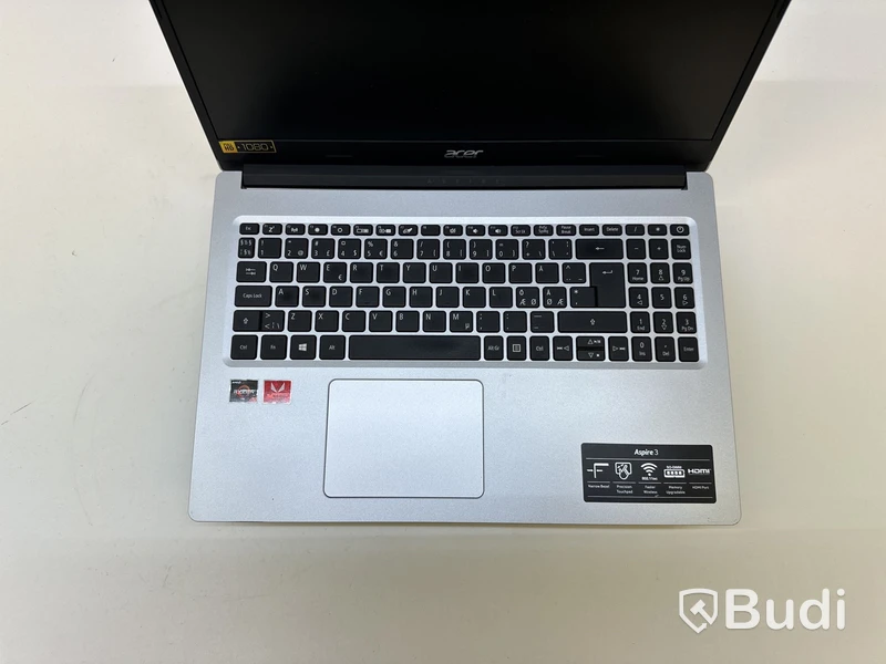 Dator Acer Aspire 3. OBS! Inget OS.