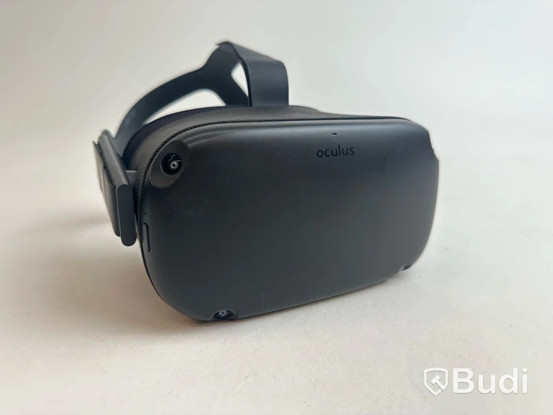 Oculus Quest VR headset 64GB.