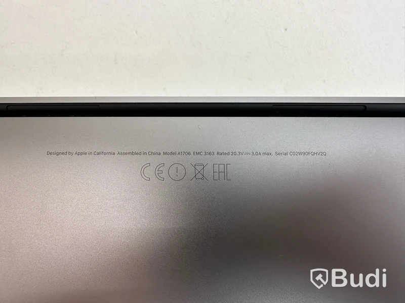 Dator Apple MacBook Pro 13 tum (2017). OBS! Repad chassi.