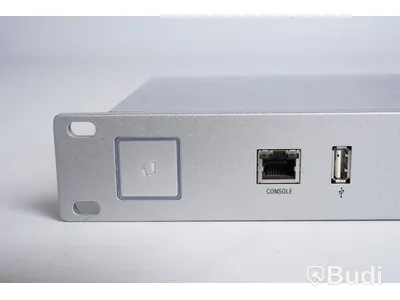 Brandvägg - Router - Ubiquiti UniFi ® Security Gateway Pro , SKU:  USG-PRO-4