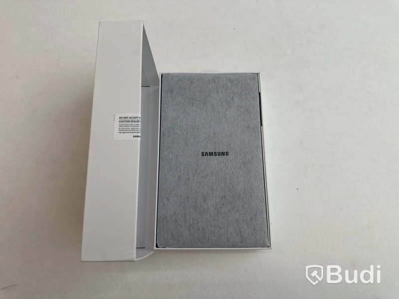 Surfplatta Samsung Tab A7 Lite.