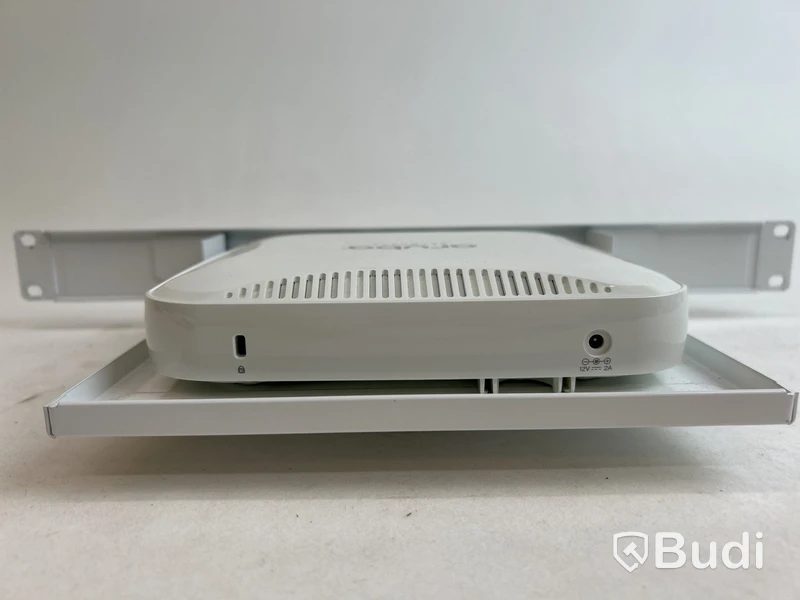 Aruba Networks 7005 (RW) 16 AP Controller