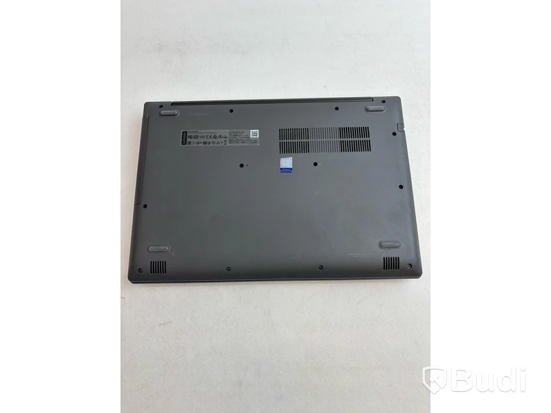 Dator Lenovo IdeaPad 330-15IKB. OBS! Inget OS