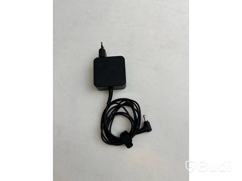 Dator Lenovo IdeaPad 330-15IKB. OBS! Inget OS