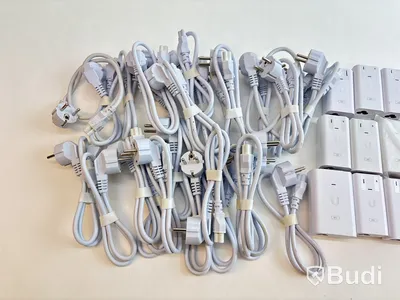 Parti av Ubiquiti POE-injektor 48 V 24 W.