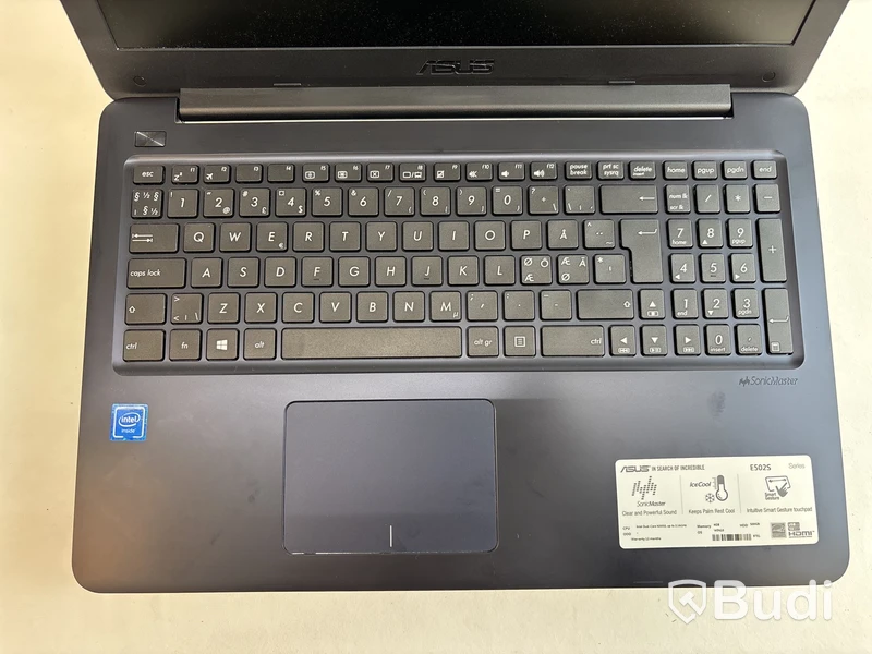 Dator Asus E502S. OBS! Inget OS