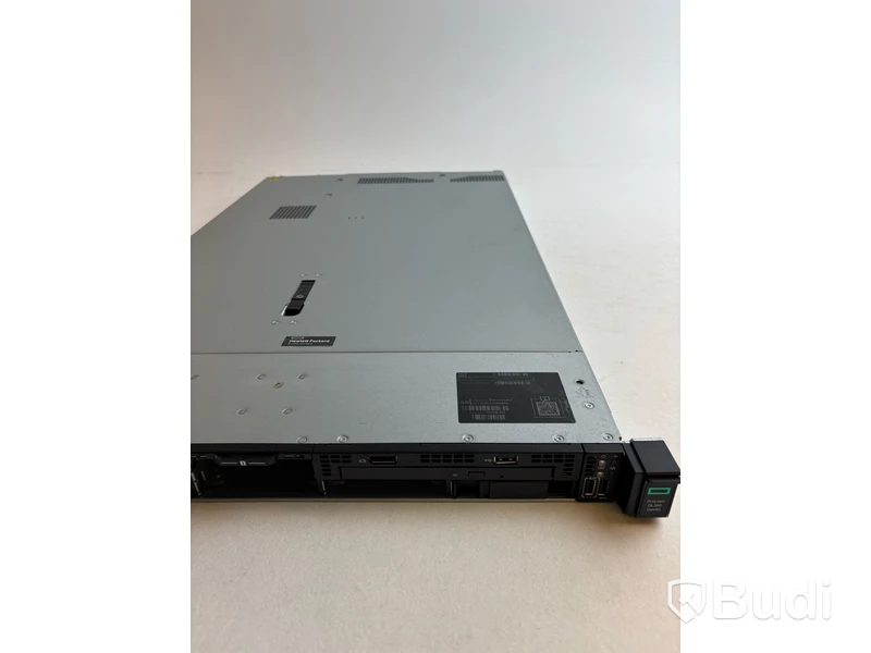 Server HPE ProLiant DL360 Gen10. Obs! Inga hårddiskar