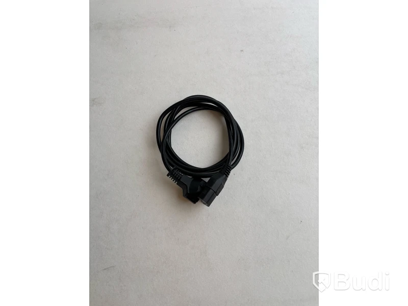 Server HPE ProLiant DL380 Gen10. Obs! Inga hårddiskar