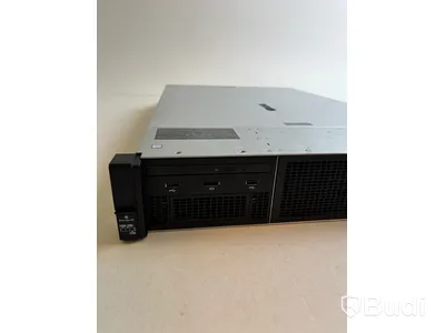 Server HPE ProLiant DL380 Gen10. Obs! Inga hårddiskar