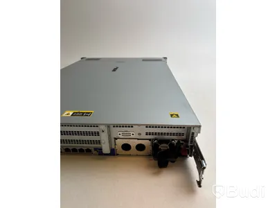 Server HPE ProLiant DL380 Gen10. Obs! Inga hårddiskar