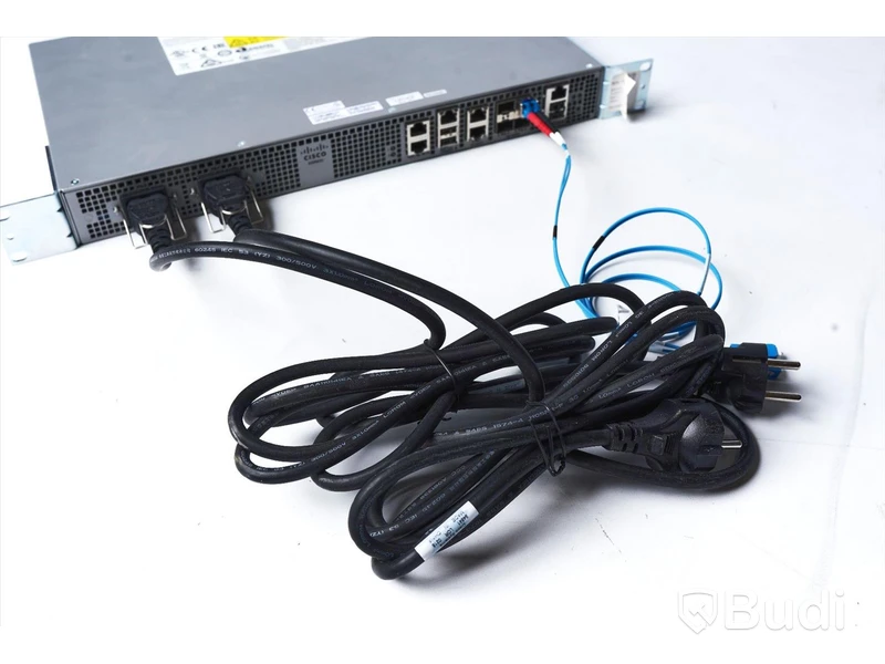 Server - Cisco Systems ASR-920-4SZ-A (Med strömkablar)