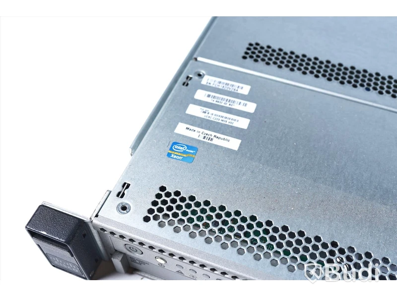 Server Cisco UCS C220 M3 Rack (Server), - med strömkabel.