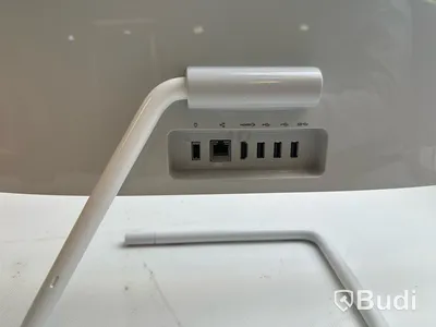 Dator Lenovo IdeaCenter AIO 3 24 tum inkl. tagentbord och musmatta